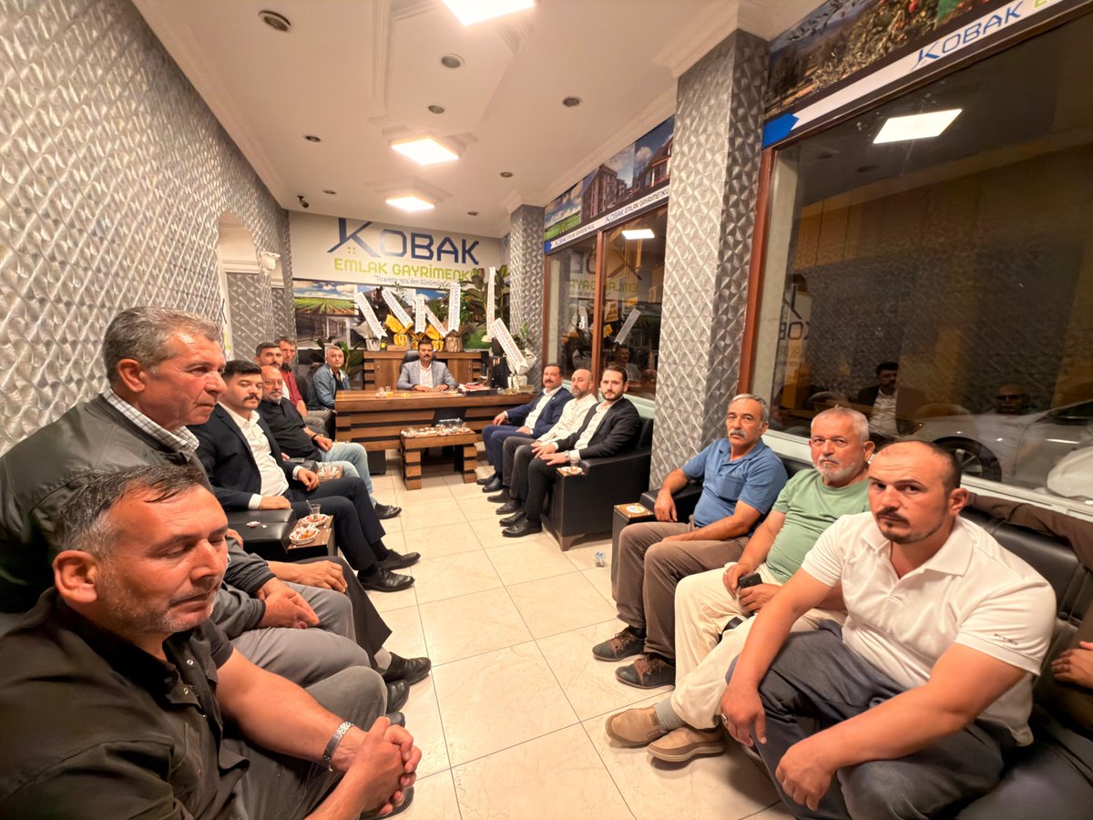 gokayyuksel10's tweet photo. 📍 İvrindi'deyiz

15. Olağan İvrindi İlçe Kongremizi başarıyla tamamlayarak İlçe Başkanlığı görevine seçilen Ömer KOBAK'ıve kıymetli yönetim kurulunu ziyaret ettik.

İlçe Başkanımız Ömer KOBAK'a ve yönetim kuruluna görevlerinde başarılar diliyoruz.
Kongremizin teşkilatımıza, İvrindi'mize ve Milliyetçi Hareket Partimize hayırlı olmasını temenni ediyorum.

Birlik ve beraberlik içerisinde, omuz omuza çalışmaya devam edeceğiz.