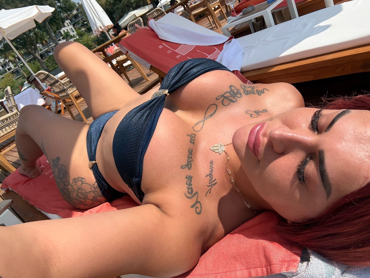 Irmaktasci95's tweet photo. Baya bronzlaştım 😈
#bodrum https://t.co/8VrPMCoQXf