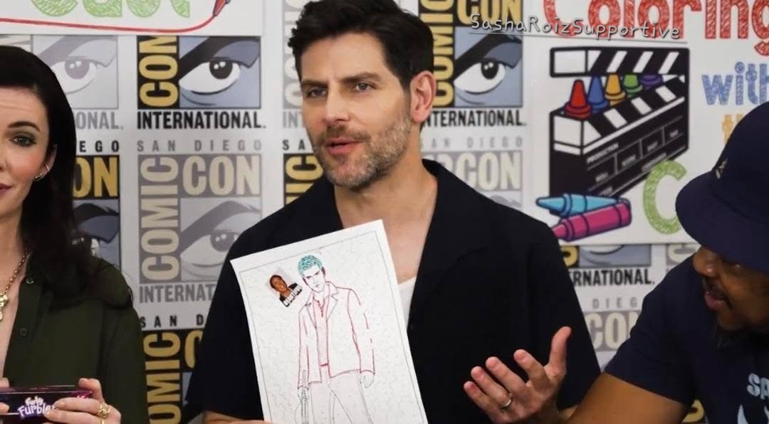 PiliTF's tweet photo. Coloring with the Cast of #Grimm 15th Anniversary @grimmpeacock @Comic_Con @nbc 
#bringbackgrimm #sasharoiz #mrsasharoiz #silasweirmitchell #bitsietulloch #davidgiuntoli #reggielee #breetuner #russellhornsby 
Via Review Nation on YouTube 
https://t.co/hphG6G6Acb https://t.co/bWl8ogO8XM