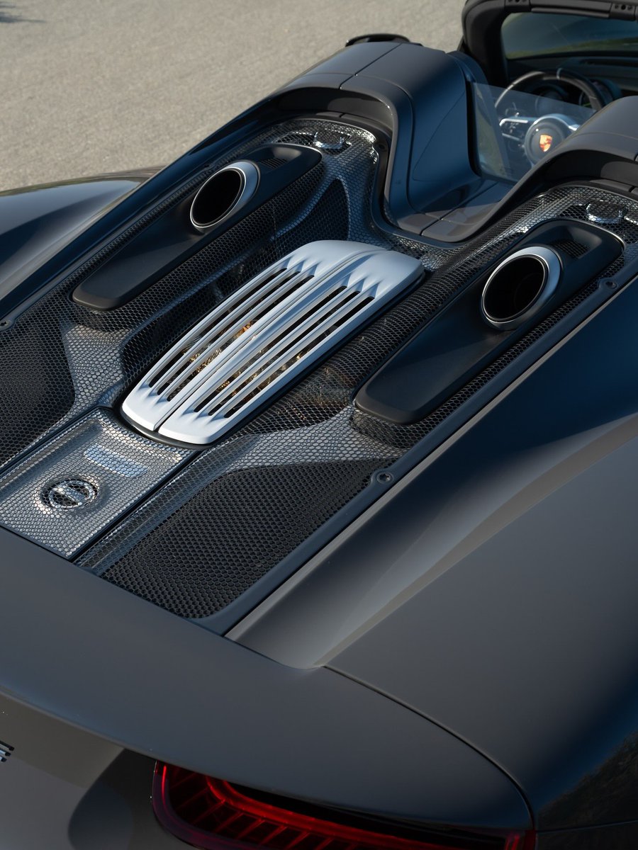RPMvisualss's tweet photo. Porsche 918 Spyder https://t.co/aJqEwAbTug