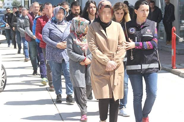 erkanpehl's tweet photo. #Erdogan will die totale Kontrolle über die muslimischen Gruppen.Die Gülen-Bewegung ist in der 🇹🇷komplett vernichtet, hunderttausende in Kerker geworfen, Folter und Mord inkl. Jetzt die sog. Süleymancis - in 🇩🇪 als #VIKZ (Verband der Islamischen Kulturzentren) bekannt.Gestern
1 https://t.co/b32kWRkcAx