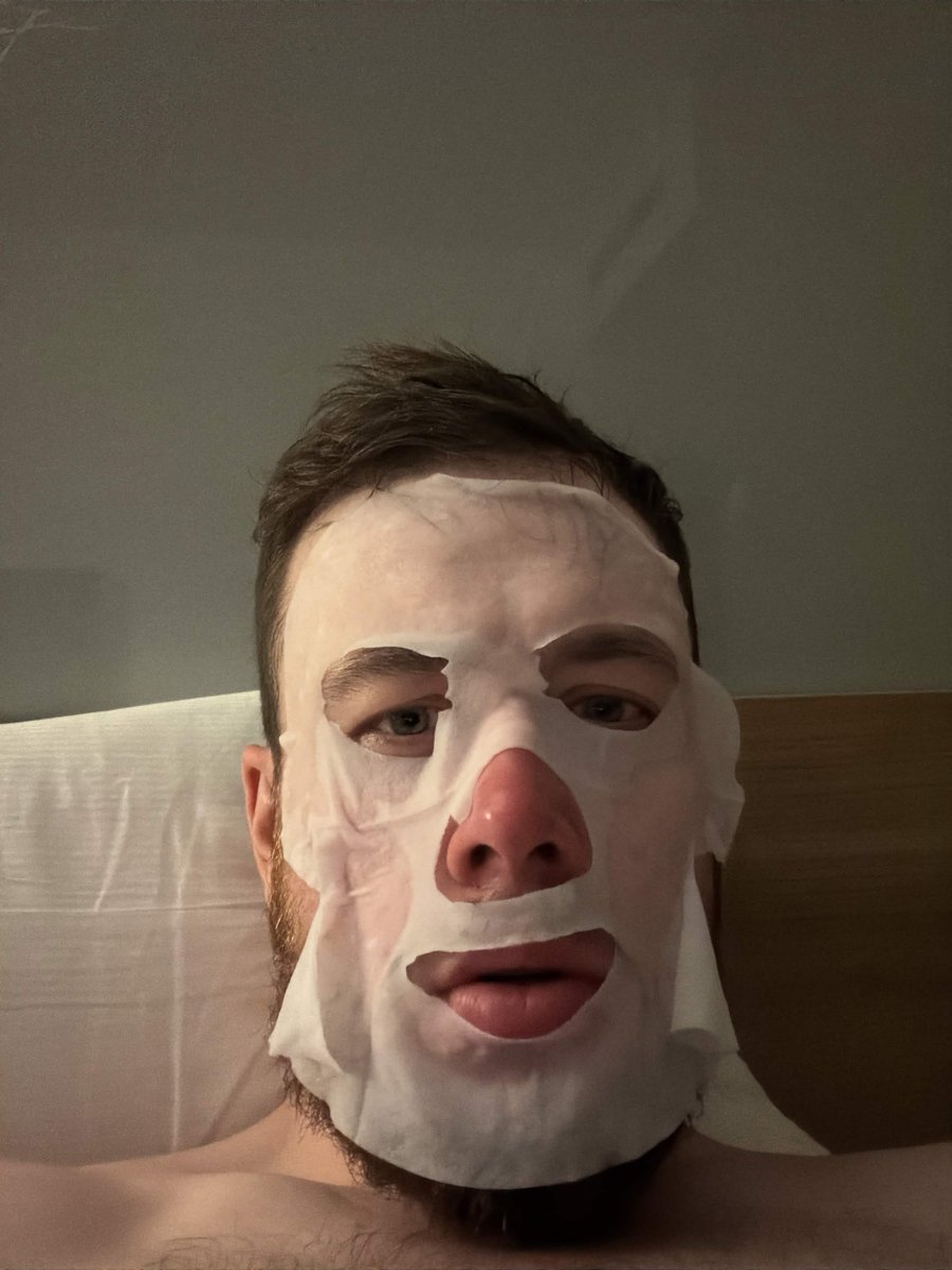 KickDougUpdates's tweet photo. Doug caught being racist and doing white face https://t.co/GxVBT1D2pY