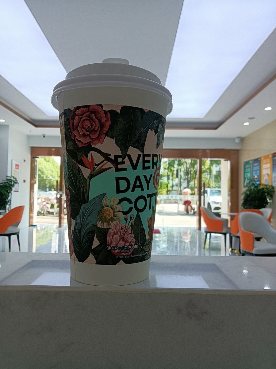 marshawall15's tweet photo. A stranger bought my cold coffee and left a hand-drawn flower on the café counter when I stepped out to borrow a charger. Tiny act, huge warm rush. https://t.co/GBQZRhl1ep