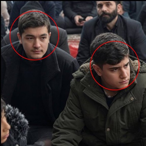 GardJavidan2025's tweet photo. سمت راست عباس بختیاری نژاد و سمت چپ محمد امین رحمتی دو بسیجی که هرشب تو تجمعات جمهوری اسلامی شرکت دارن و در 18 و 19 دی ماه در کنگاور به سمت مردم ش/.لیک مستقیم کردند 
 #جاویدشاه https://t.co/LVpLmYZlgR
