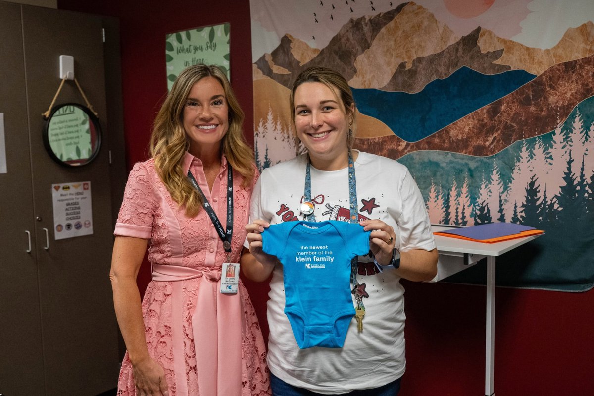 jenny_mcgown's tweet photo. Celebrated two sweet baby girls who will soon join our #KleinFamily at Krimmel Intermediate today 📷 Dropped off a onesie to Counselor Ms. Aponte and teacher &amp; soon-to-be first-time mom Ms. Barbo. So happy for these educators and their respective growing families! #KleinFirstWeek https://t.co/iQ4RqwSvJn