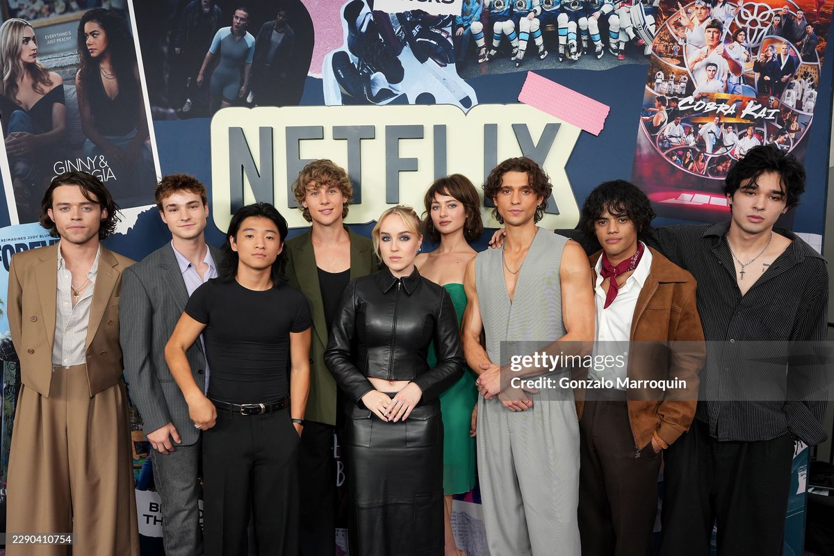thestickystv's tweet photo. THE STICKS CAST AT NETFLIX'S END OF SUMMER BASH 🏒🍃
still can't believe we're finally seeing them together like this 😭
our The Sticks cast is here and they look SO good.
2027, we're ready for you.
#TheSticks #TheSticksNetflix #TheSticksTV #Netflix #NetflixSeries #TheSticksCast https://t.co/W60KkteYCe