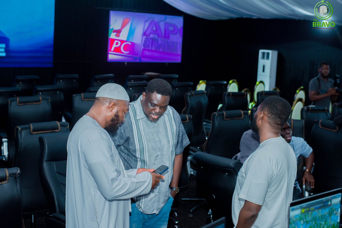 Sohiare's tweet photo. Earlier today, I inspected the @OfficialAPCNg  Situation Room, powered by BRAVO, as part of our final preparations for tomorrow’s Osun State Governorship Election.

I am pleased with the level of preparedness, coordination and systems that have been put in place. We are all set to effectively monitor the electoral process and safeguard every lawful vote cast for our great party.

Months of hard work have brought us to this moment. As Osun decides tomorrow, we remain confident, vigilant and prayerful.

May the process be peaceful and credible, and may the will of the people prevail.