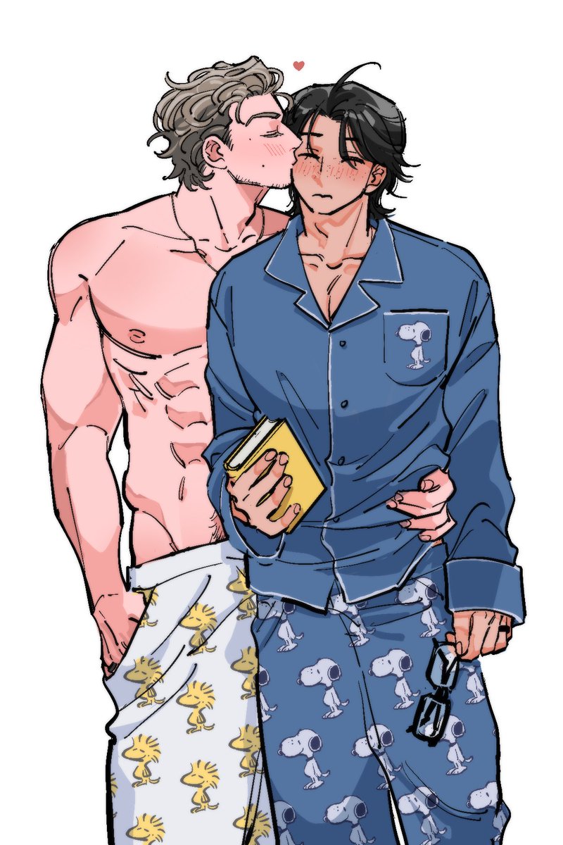 80181880imax's tweet photo. their matching pjs 🤍 https://t.co/YileNs9Ho9