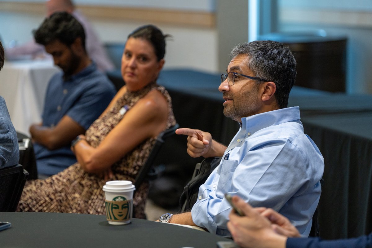 UNCneurosurgery's tweet photo. Dr. Upadhyaya recently served as invited faculty for the NREF MIS &amp; Emerging Technology Course for senior residents at Barrow Neurological Institute. Thanks to Dr. Mummaneni, Dr. Uribe, and the AANS/NREF for supporting the training of the next generation of spine surgeons! https://t.co/qZQggI5NMv