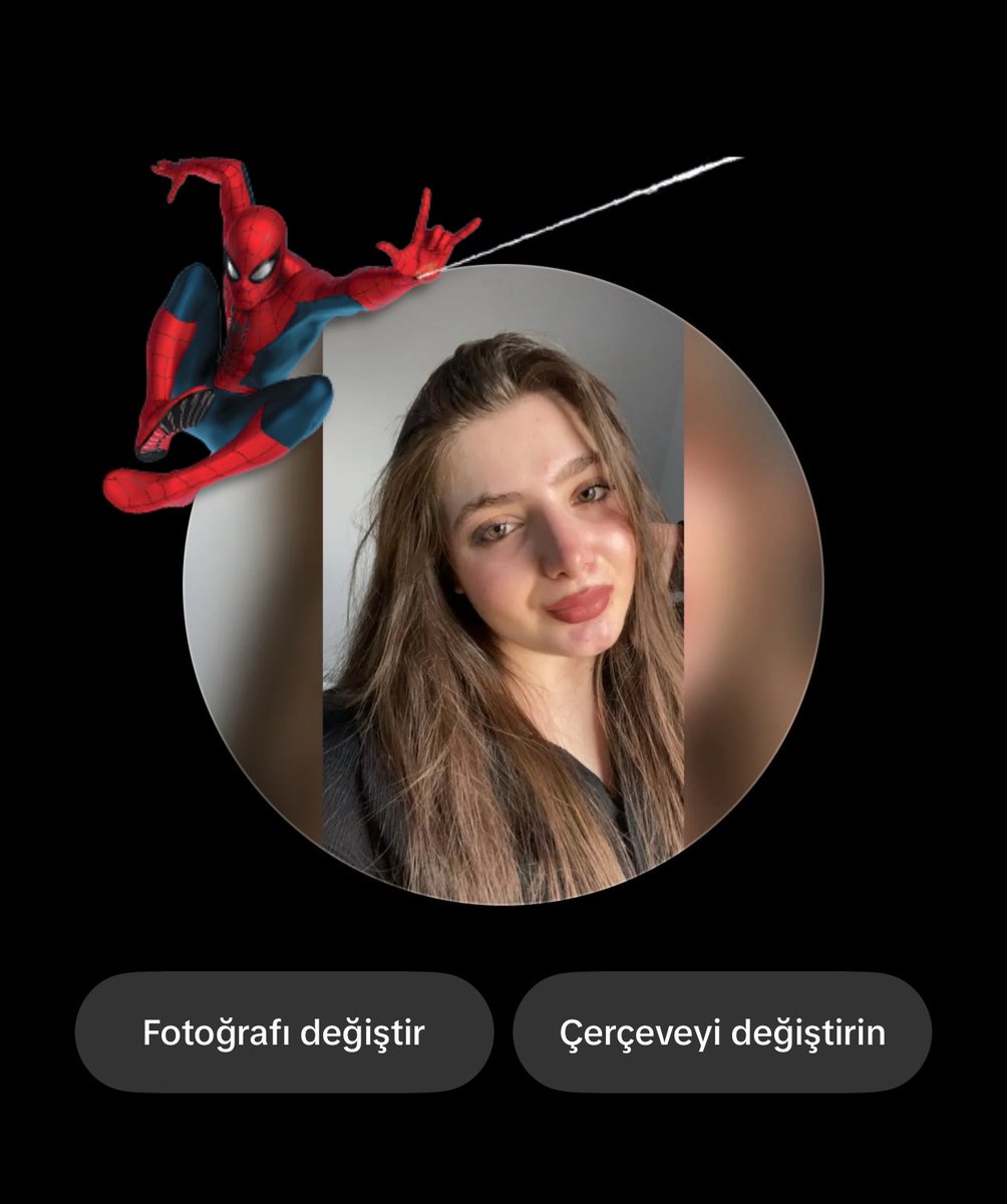 btwcemre's tweet photo. 1 hafta sonra gidecek olan çerçeve için 3 gündür ugrasiyorum nasiliim😎 https://t.co/DOvqxKRcrY