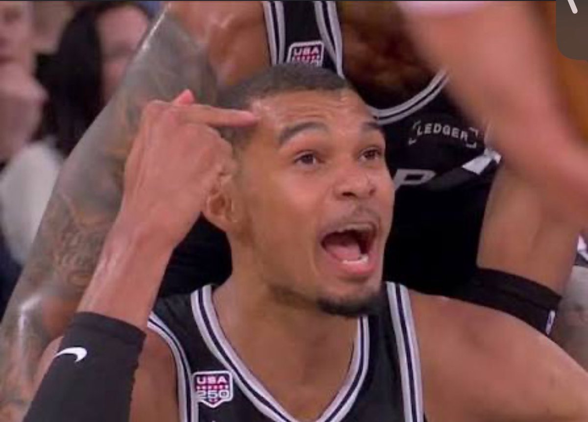 kingofratios1's tweet photo. @BenjiSeskoUTD @ilustriouseller @KarlTownsfan @cbain100 last time i checked josh hart can’t do 50,40 , 90 dumbass https://t.co/SvbLHANXMr