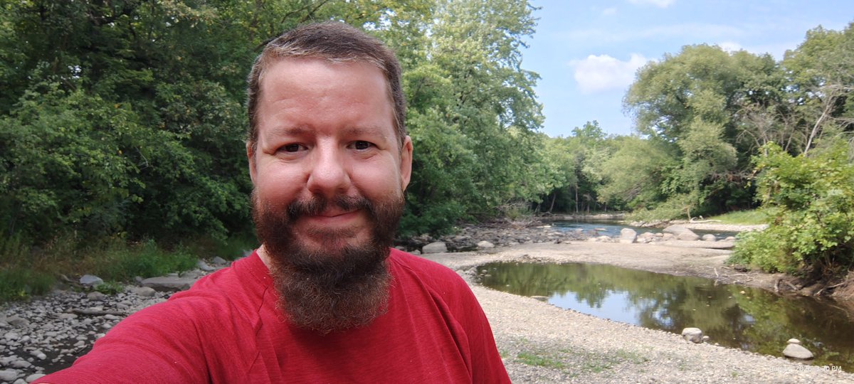 grantpatterson2's tweet photo. #naturewalk 2 1/2 miles in https://t.co/qBVIzoTjjG