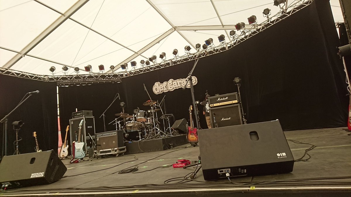 john__boruta's tweet photo. 10年前の写真。
10年前の2日目、トップバッターとしてRISING★STARに出たフロア良かった。
今日のRISING★STARも見る。
#RSR26　 #TheFloor https://t.co/XqN1NNtB7o