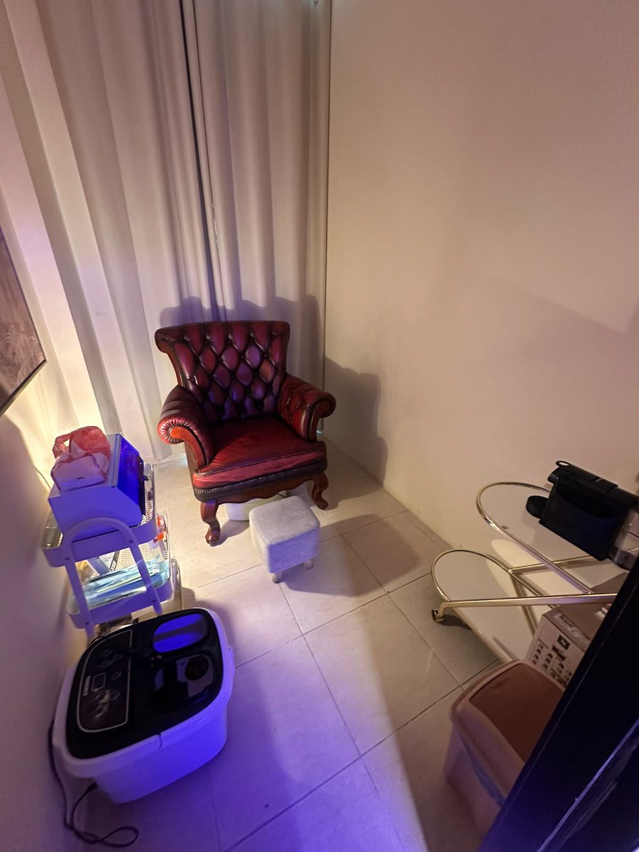 Appletuffa's tweet photo. #alain #uae #massageAlain #massage_uae https://t.co/jaBWO7EPhs