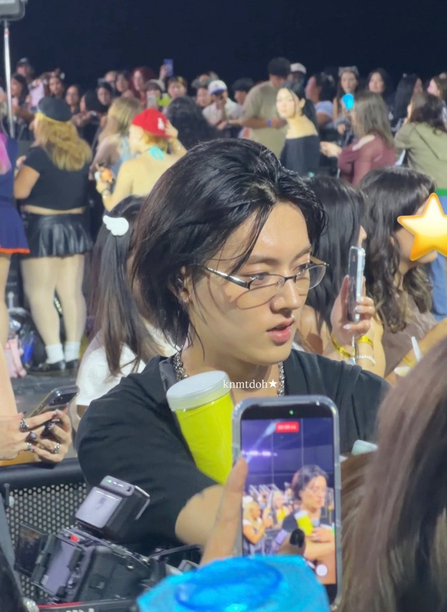 dailyharuto_'s tweet photo. haruto at KCON LA today! 🖤 #하루토 https://t.co/46DJcMzPNC