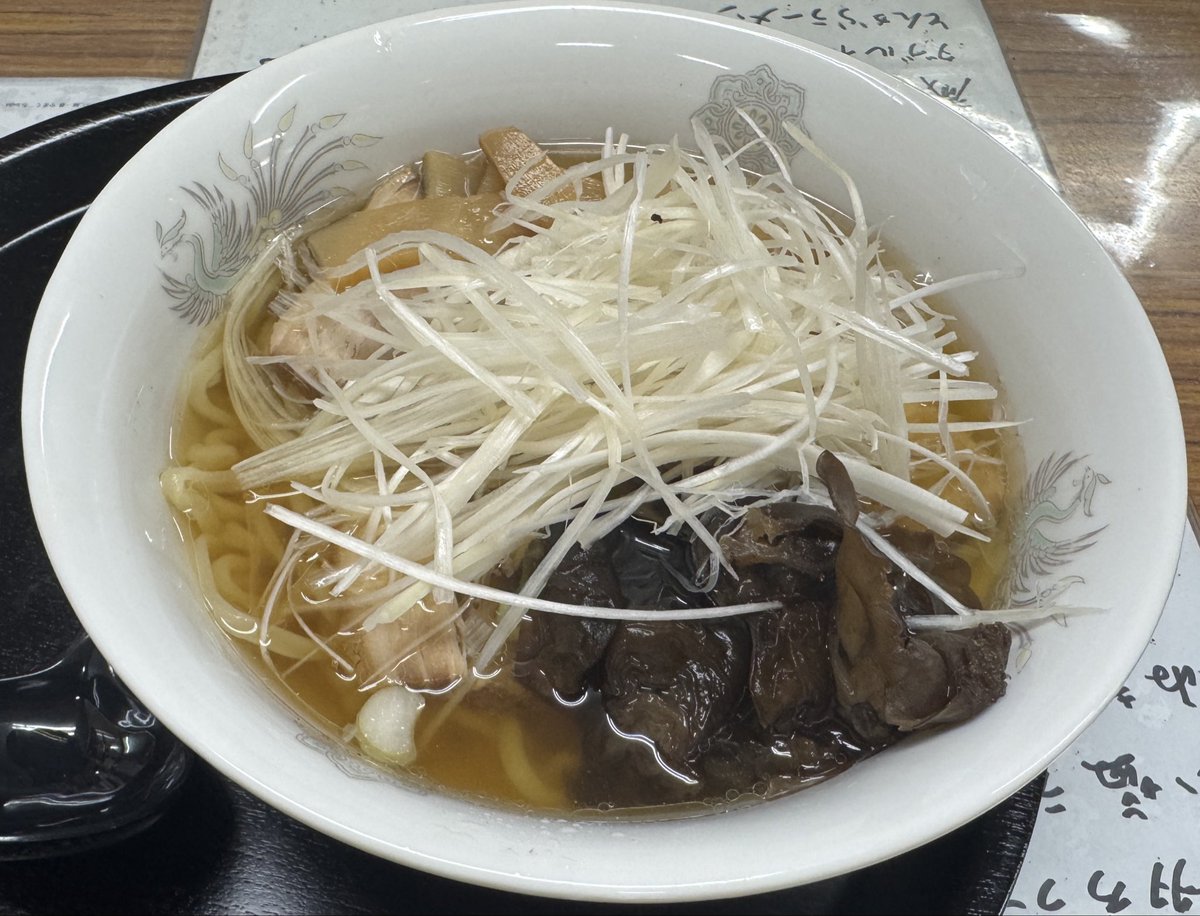 akkkkkyna's tweet photo. 福島県喜多方市

老麺会 蔵1番 やまぐち
今まてで最速の朝6時半から食べれた

喜多方ラーメン
蔵ラーメン 1/2
スープは無化調

うめ〜

#喜多方ラーメン
#朝ラー
#喜多方 https://t.co/NIAs5G5GD6