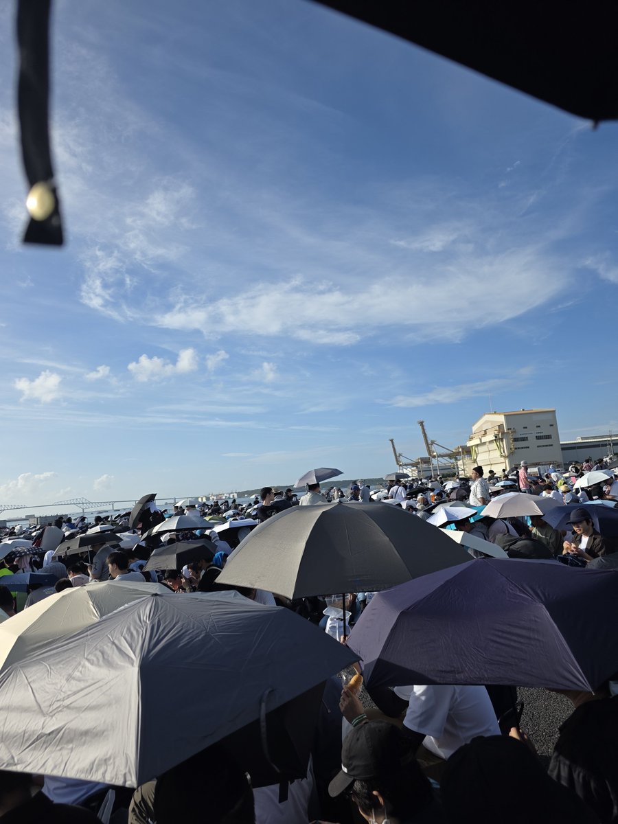 toru755's tweet photo. 今日もいい天気 https://t.co/TgNUb9f5XV