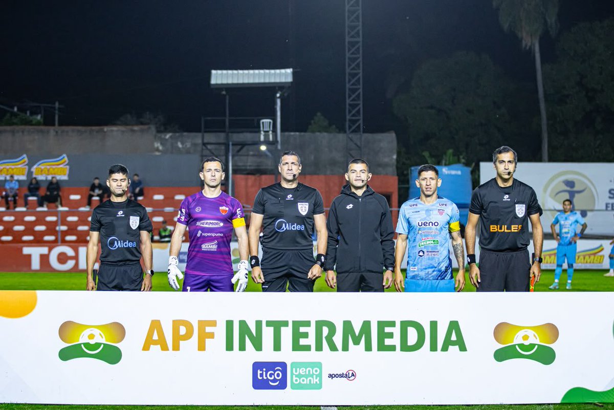 IntermediaAPF's tweet photo. ⏱️ 12’

➡️ #FernandoDeLaMora 0
➡️ #BenjamínAceval 0

📆 Fecha 19.

#IntermediaAPF 🟠🟢 https://t.co/9AqjtjwwO2