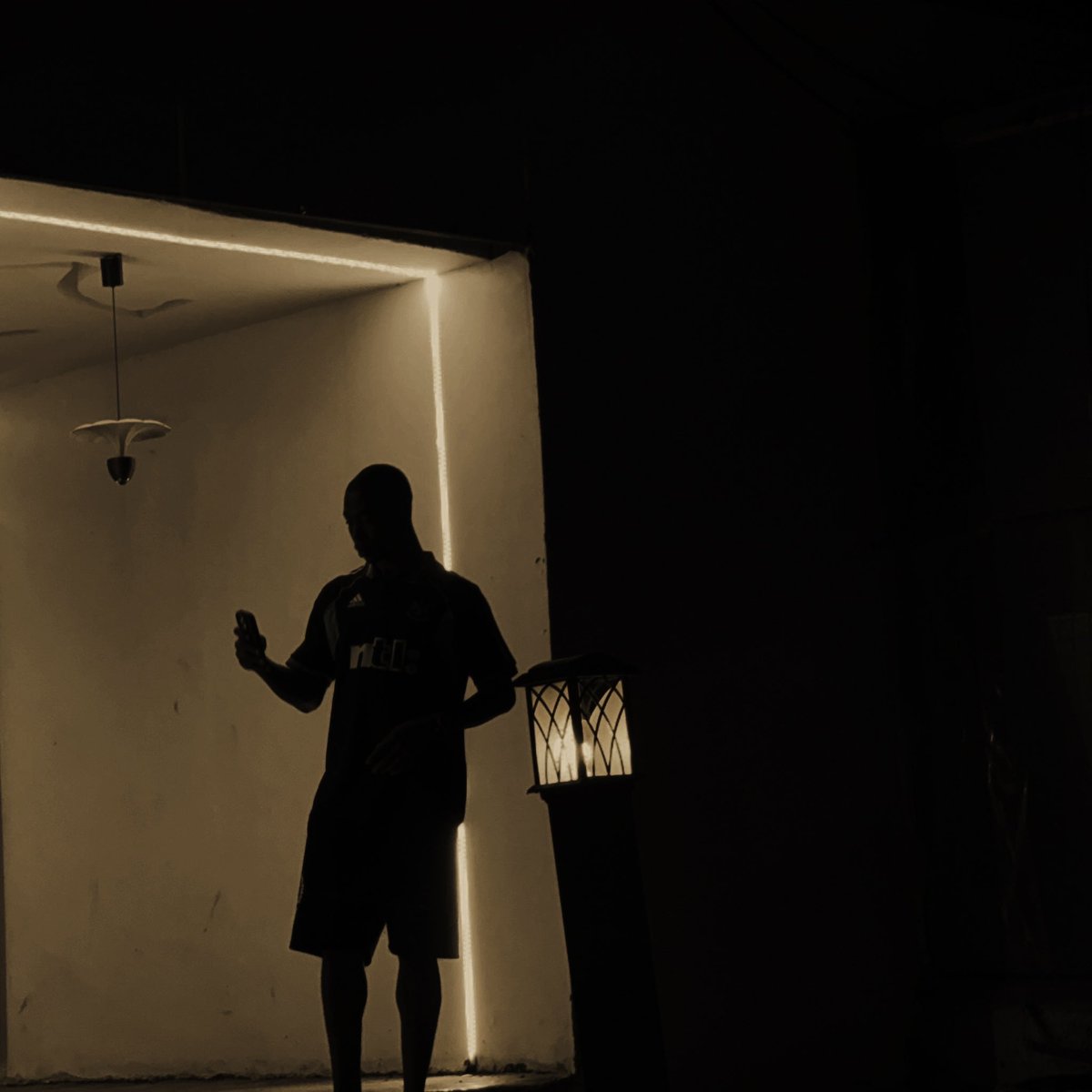 IKEGNLpy's tweet photo. What’s up? Water Heater 2 is out now!

Go and stream for a wholesome experience…

#ikegnl #waterheater2 #isingafrobeat #artist #afrobeat https://t.co/GQH8mzWgmq