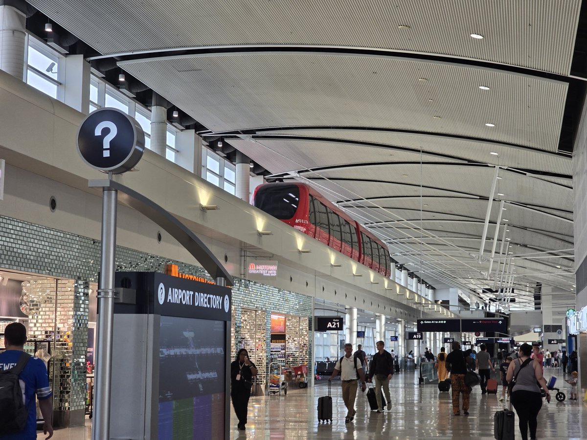 CursedLavaLamp's tweet photo. this airport has a train in it https://t.co/yRDjMM8mjF