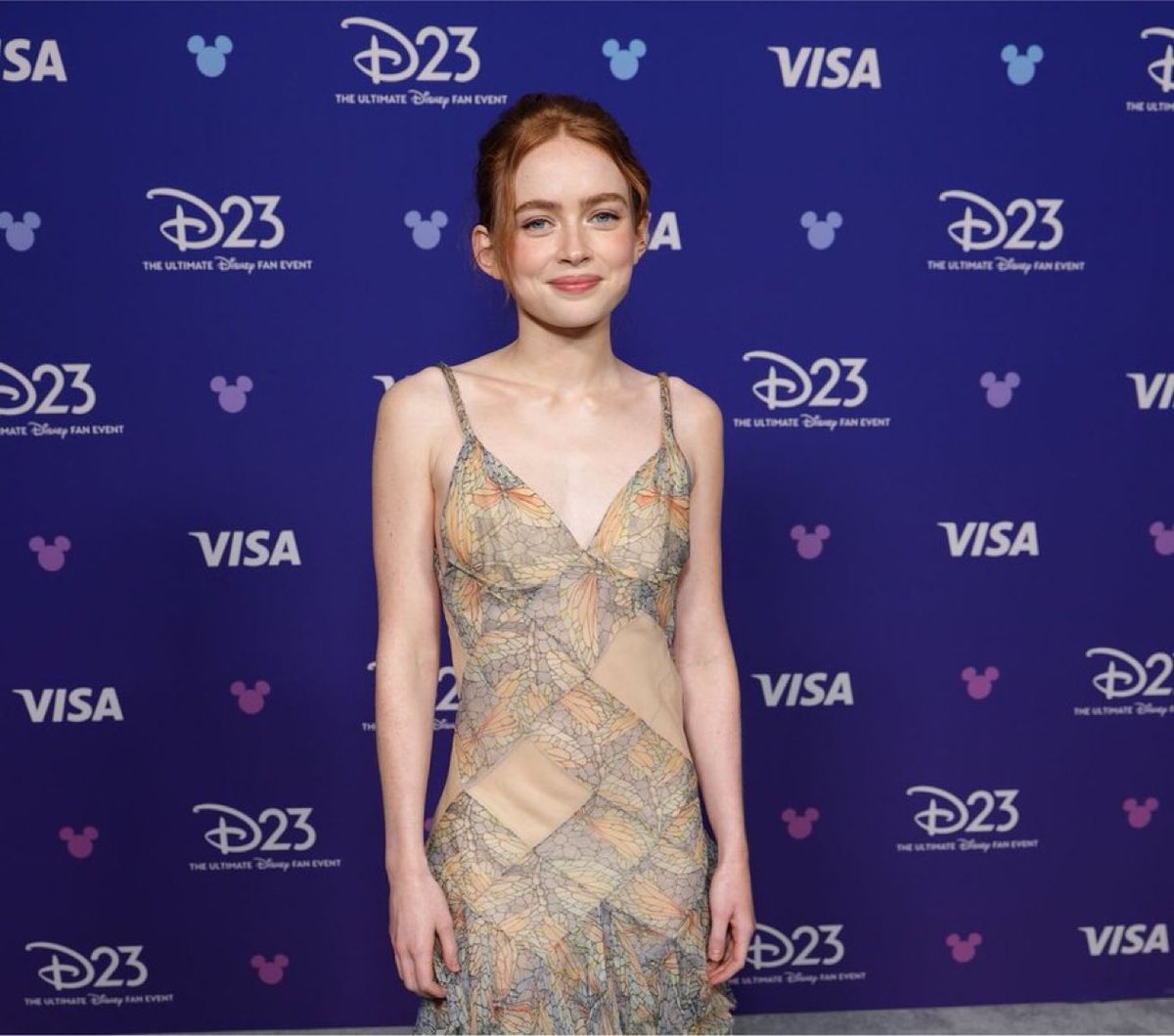 XMenUpdate's tweet photo. Sadie Sink has arrived at #D23 https://t.co/457jwnnB6g