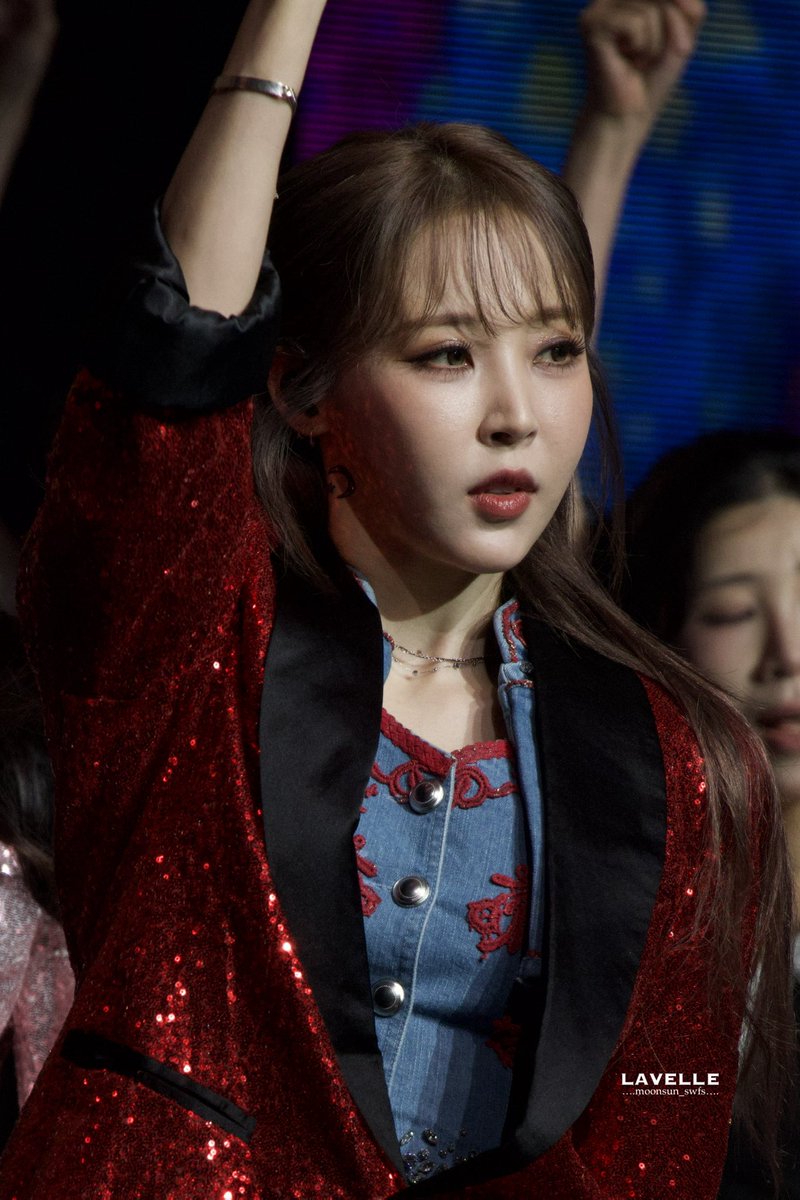 moonsun_swfs's tweet photo. 20260719 Mamamoo Moonbyul
<4WARD> World Tour in Macau
#Moonbyul #문별 https://t.co/Ym3aqUwWYH