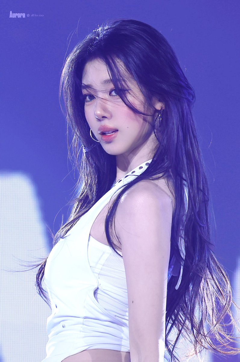 Aurora080814's tweet photo. 260809

#RORA #로라 #BABYMONSTER #베이비몬스터 https://t.co/bYTddE2pGc