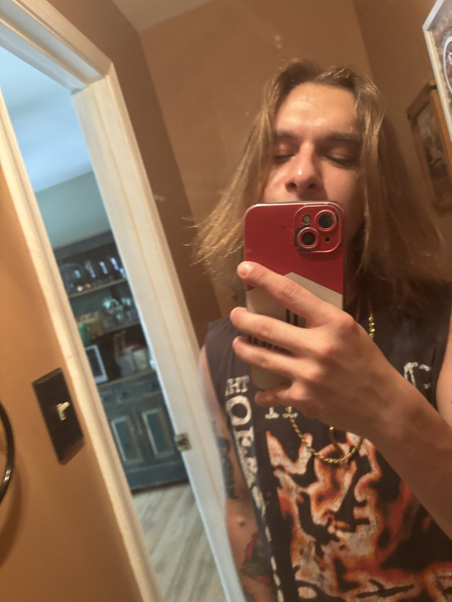 Gucci98420's tweet photo. 🤗 some new pics #mlm #rt #rtrt #gayman #gay #gayporn #bottomboy #single #tattoos #biboy #bwc #de https://t.co/w2O7AnMFXq