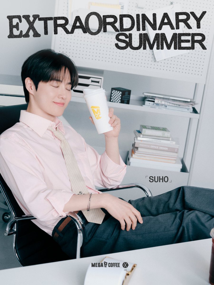 SUHOLOOK's tweet photo. #SUHO #수호 #スホ #金俊勉 #EXO https://t.co/pJWWX6n9jq