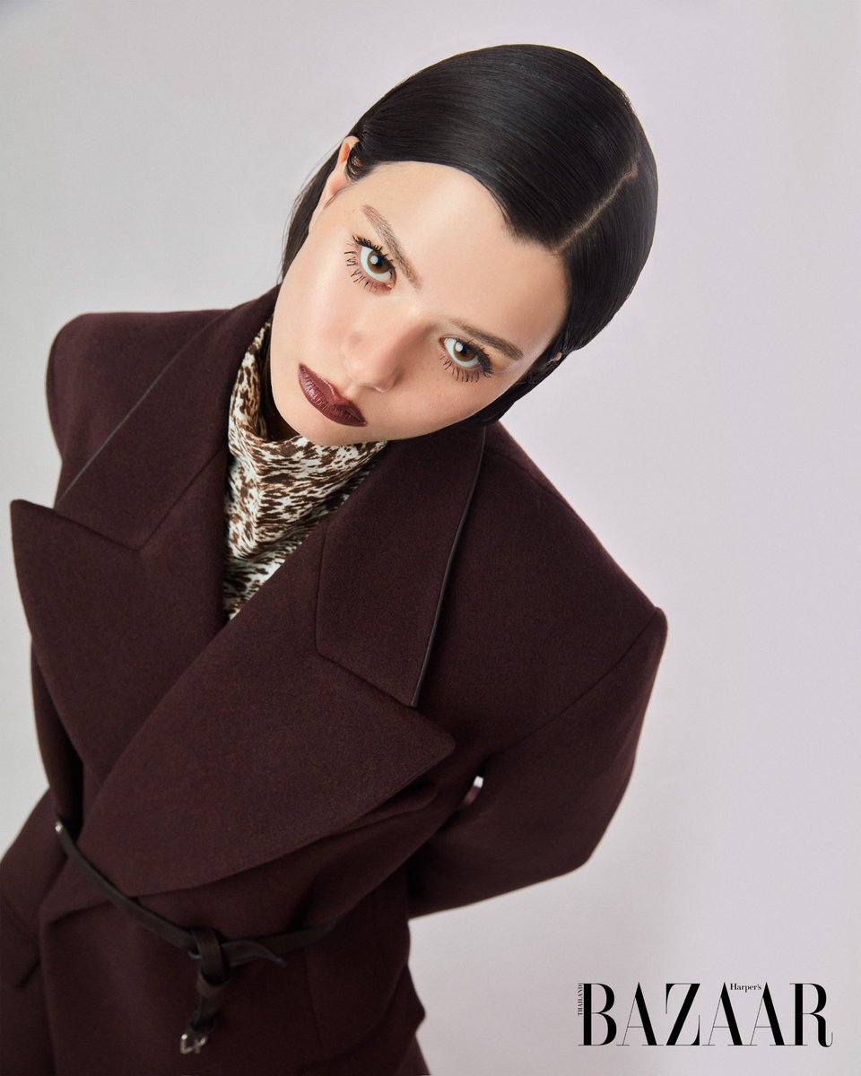 bazaarthailand's tweet photo. #Tods
#TodsFW26
#BeckyArmstrong‌ 
#BAZAARThailand https://t.co/8bf37ma1Rd