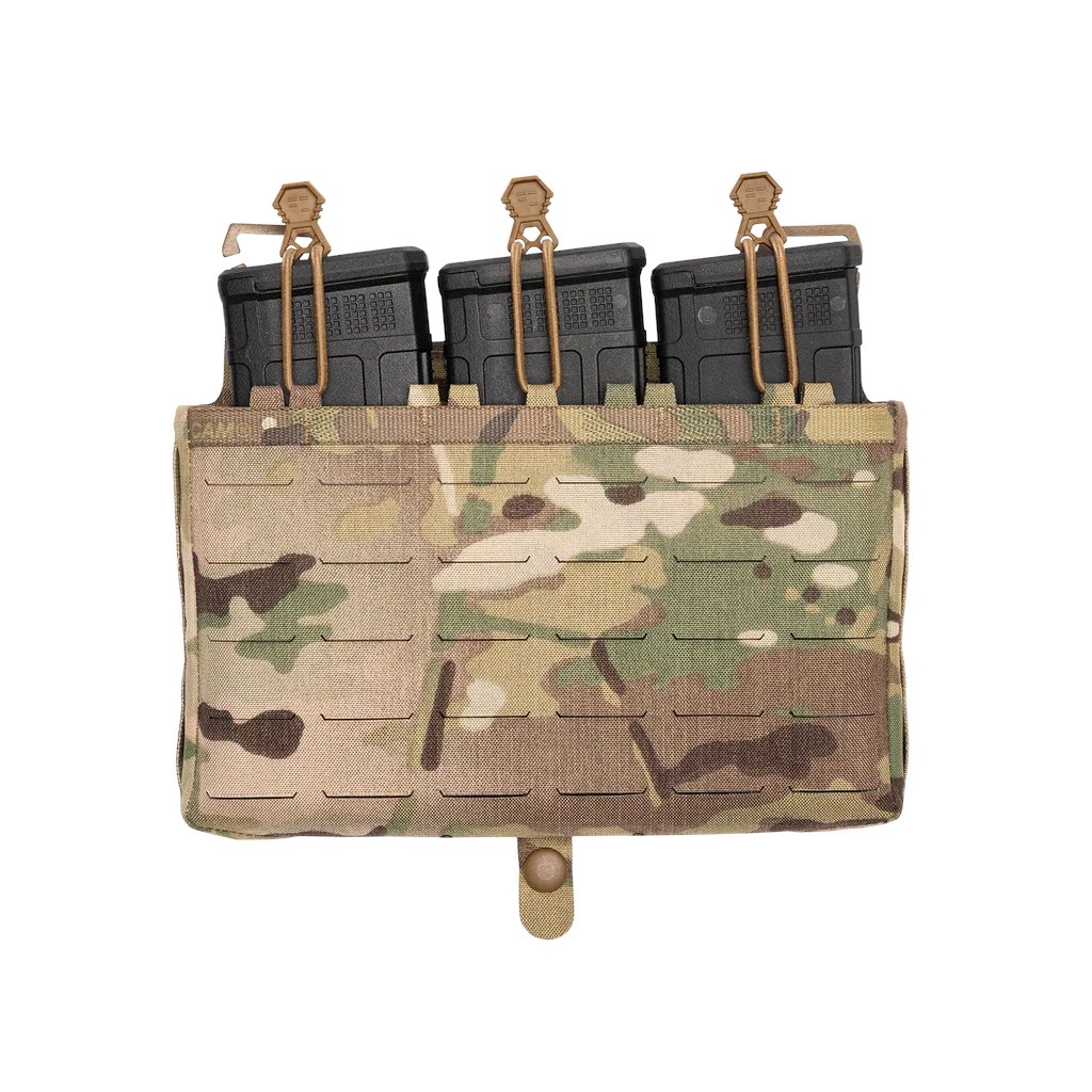 AAG_LLC's tweet photo. FerroのKangarooFrontFlapV2が入荷
マガジン固定用のタブが付属、9か所の留め具で調整可能なので3本4本でインナーを別に買う必要なし
ハーフのウェビングでオプションの固定方法が豊富
立体感あるポーチへ変更など改良点は多いですが…
価格が１.５倍なので、V1も併売します https://t.co/iHv3yEd3jZ