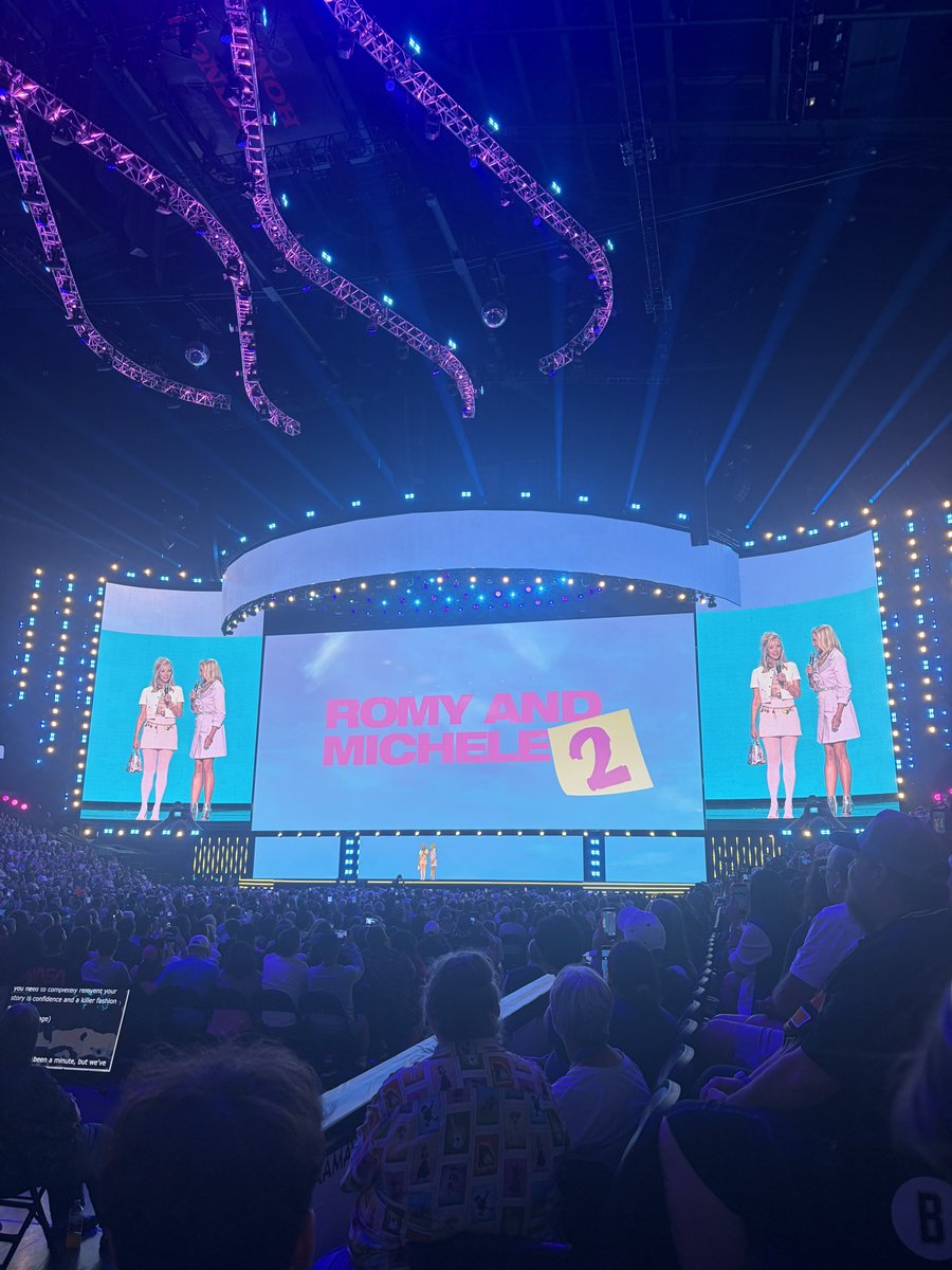 HuntBenjamin99's tweet photo. ROMY AND MICHELE 2 announced at D23 #D23 #D23Creator #RomyandMichele https://t.co/aGEXdVY3R9