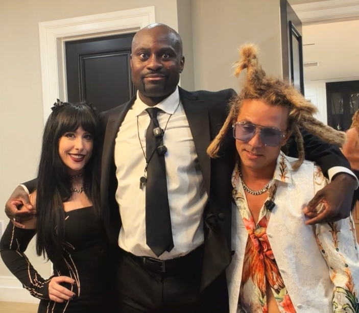 SquidViciousMMA's tweet photo. Prom Night

#fishtanklive #burtbronx #lifeismizzy https://t.co/UAC474W5Bl