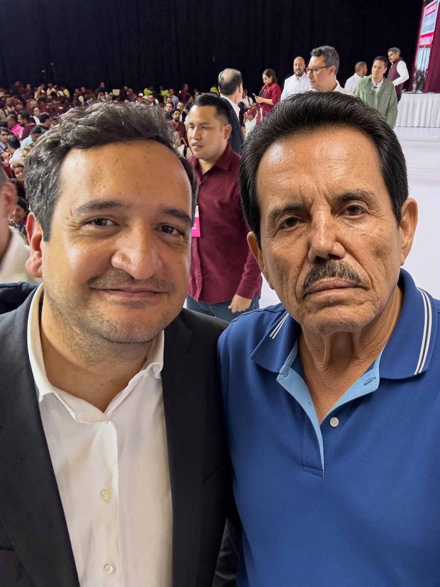ETRP's tweet photo. @AndyLopezBeltra apoco no ? Mi Andy @vampipe @thetaims  @FBI https://t.co/rJsQ1cgPky