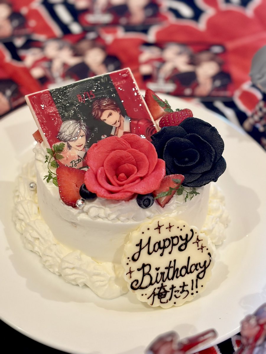 osato_ar_p_2's tweet photo. レベクロまんなかバースデー祝いにパセラコラボ行ってきました🖤🏃‍♂️‍➡️❤️！！！
イチゴの乗ったプリントケーキでお祝い🍰素敵に仕上げていただきました😭❤️‍🔥とっても良い…
ご関係者様各位誠にありがとうございます…！

※画像の使用について株式会社ユークスの許諾を得ています。
#ARP
#パセラ https://t.co/4bhPfzQg7T