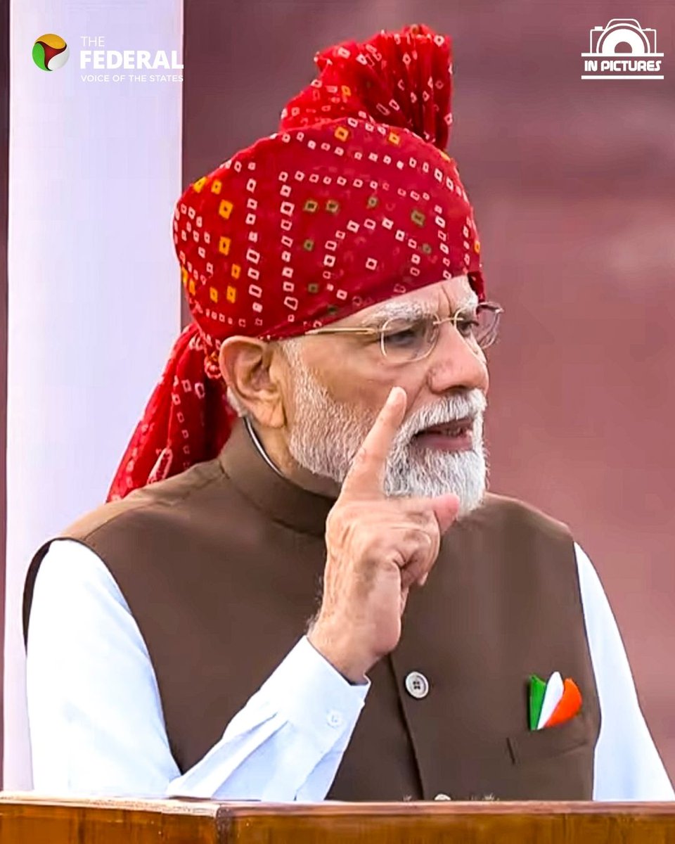 TheFederal_News's tweet photo. #InPictures | Prime Minister Narendra Modi hoists the National Flag at Red Fort on the 80th Independence Day. 

Track the latest at The Federal!

#IndependenceDay2026 #RedFort #PMModi #80YearsOfIndependence #TheFederalLive https://t.co/5XvoS2dCD0
