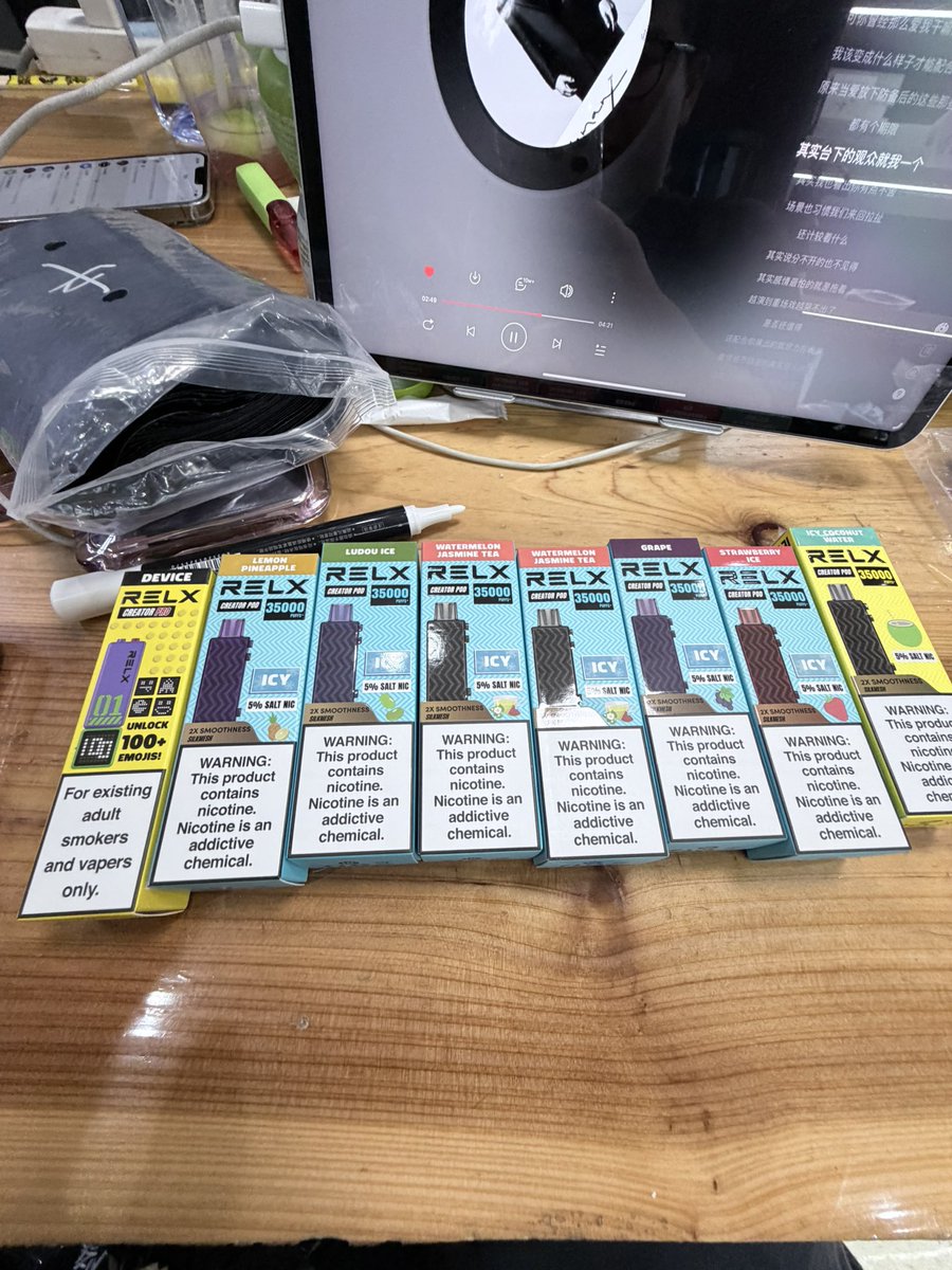 _sally88090's tweet photo. Relx悦刻积木 最新到货
烟弹 35000 口 磁吸烟弹设计
绿豆 柠檬菠萝 可乐 草莓 西瓜茉莉 龙井 薄荷
新口味！
包邮@tylersstudio 
需要可查看主页七年老店
#烟弹 #relx #一次性电子烟 #电子烟 #雾化弹 #雾化杆 #雾化弹 #悦刻4代 #悦刻原装弹 #原装烟弹 #雾化烟弹 #悦刻通配弹 #悦刻英文烟弹 #积木 https://t.co/jYn2wcVATy