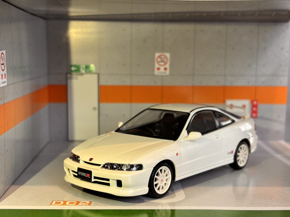 rumirann's tweet photo. 元愛車のプラモを衝動買いからのパチ組みしたりました。まぁまぁええ感じっすよー。 https://t.co/WMM8qulekZ
