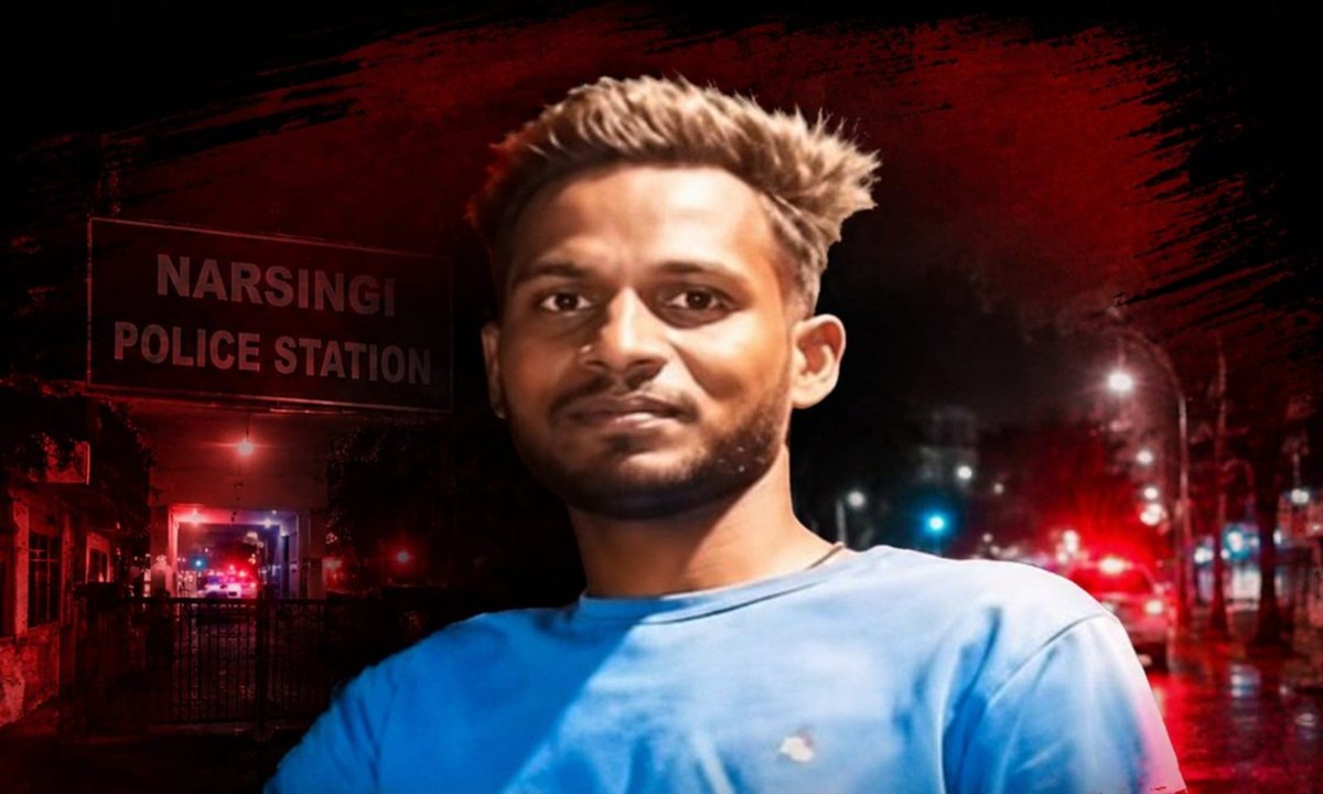 SHAMANEWS24's tweet photo. HORRIFIC MURDER OF DELIVERY WORKER IN NARSINGI

🔸 A dispute between delivery workers on Thursday night within the Narsingi police station limits escalated into a murder. 28-year-old Mohammed Abdul Samad from Kokapet has died.

🔸 At the Blinkit workplace, Abdul Samad got into an argument with his colleague Mohammed Turabuddin alias Babban over a delivery issue. In the course of this, he was attacked on the head and face with an iron rod or another weapon, resulting in severe injuries.

🔸 According to details provided by family members, they have identified CCTV footage related to the attack. Narsingi police have registered a case and are reviewing the CCTV footage and questioning employees. He was shifted to Jasmine Hospital, where doctors declared him brought dead. Following a complaint from the deceased's father, Mohammed Shakir, the investigation into the murder case is ongoing.

#Narsingi #MurderCase #Telangana #Hyderabad