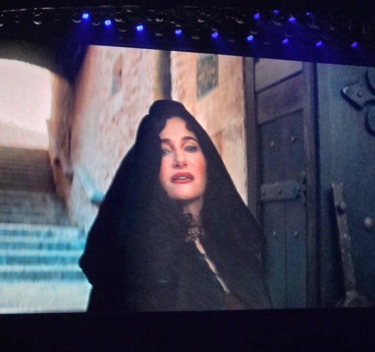 HollywoodHandle's tweet photo. First look at Kathryn Hahn as Mother Gothel in the live-action ‘TANGLED.’

#D23 https://t.co/9piFjaETGT