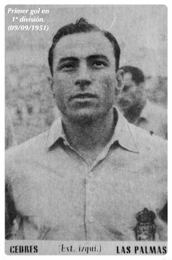 PERICOSAFE's tweet photo. #MemoriaUDLP 
Tal día como hoy, el 15/08/1927, nació Juan Cedrés Cabrera. El ex futbolista grancanario entró en los anales de la historia del equipo amarillo al marcar el primer gol del club en la Primera división española. Dos años después de fundarse la @UDLP_Oficial … + https://t.co/PyjGoV78Sw