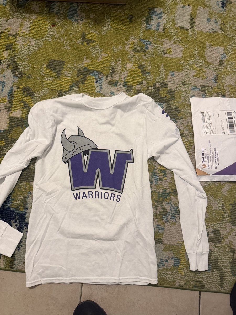 danilonarv47159's tweet photo. Appreciate Waldorf University for sending over some gear 💜🤍Thank you @wu_football staff!

#classof27 #versatile #studentathlete
#waldorf #southflorida #DB https://t.co/jZSNDVlqjB