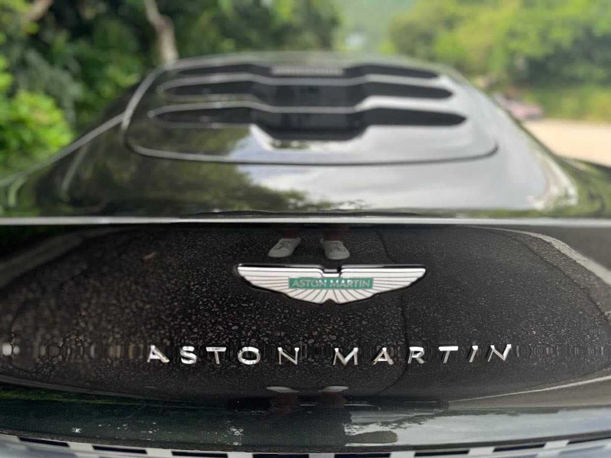 AlexanderRxwt's tweet photo. Supercar magnifique brille très fort chaque jour https://t.co/MuI2o8oM94