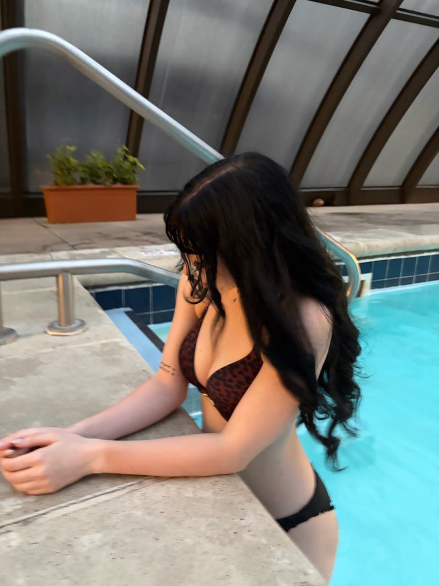 daisyonrepeat_'s tweet photo. i am a lover but underneath that i am a hater but underneath that i am a lover again https://t.co/nKqm0ndGcW