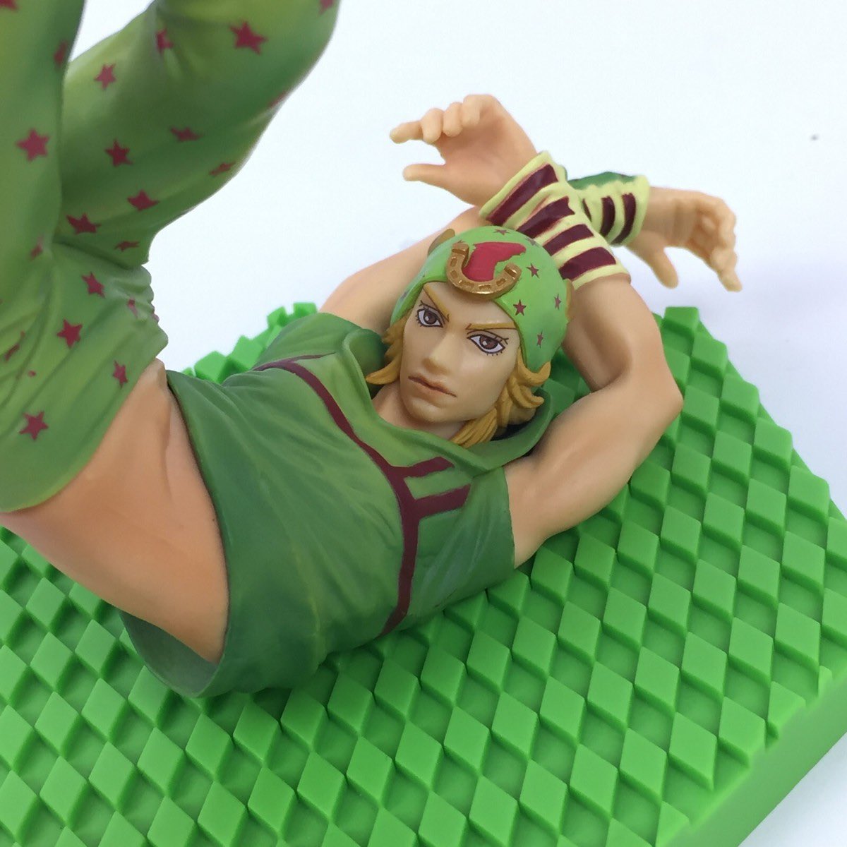 pyeong998's tweet photo. I would highkey put every organ in my body on the black market if it meant I could own this green johnny figure https://t.co/cPGuOI9xKE