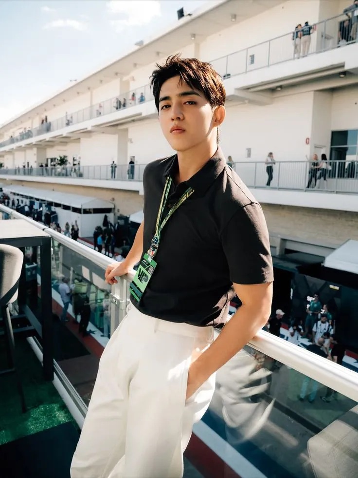 BryanMoorecpo's tweet photo. 성공한 남자의 V12 엔진 사운드 시선을 강탈한다 ✨ https://t.co/xCa7pCoFXg