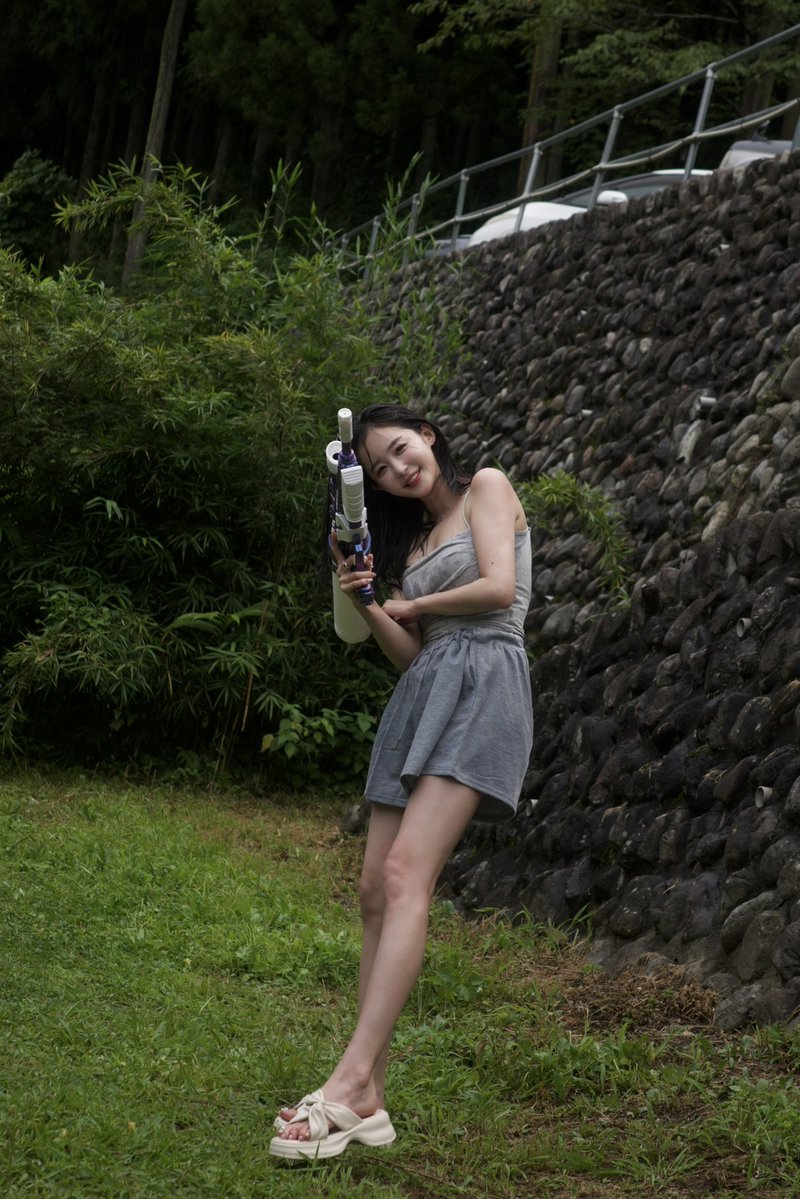kyuui_misato's tweet photo. うちの実家はね、
ぱぱが全員のエビの殻むいてくれるし��
全員の栗もむいてくれるし、
全員の魚の骨もとってくれる。

私たち姉妹には「できるようになりなさい」って
じぶんでやらされるときもあったけど、
お母さんのは絶対にパパがやってあげてたの。

男の人ってとても優しいとおもってたから
エビの殻むいてくれない人にであったとき衝撃だった。
爆笑

あたり前って怖すぎるし
ふつうに事件

でもエビの殻むいてくれる人が好きです。🦐🦐