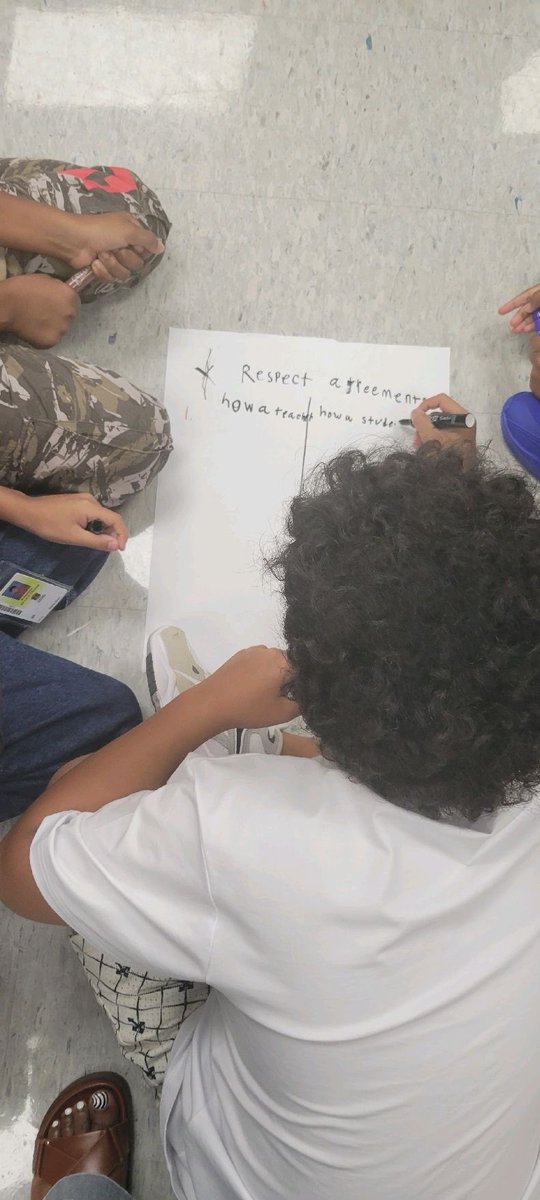 chezzadi's tweet photo. TLACing at @Carter_AISD! The first 3 days were all about a STRONG START. Setting clear expectations, building meaningful relationships, &amp; creating a positive learning environment. where every student feels supported, challenged, &amp; ready to grow! @MHSS_AISD #ChooseAldine https://t.co/k2ZToiY3po
