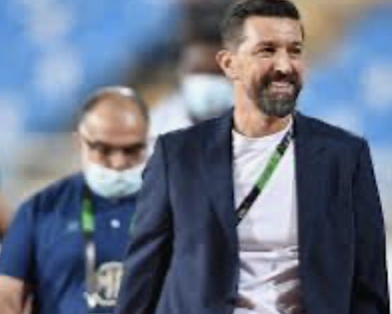 jmeei4's tweet photo. @_sull3 أنا من عدم ثقتي فيه ما شفت المباره عشان كذا سالت 
يذكرني با احد المدربين نسأل الله السلامه https://t.co/VCmMPVP26j
