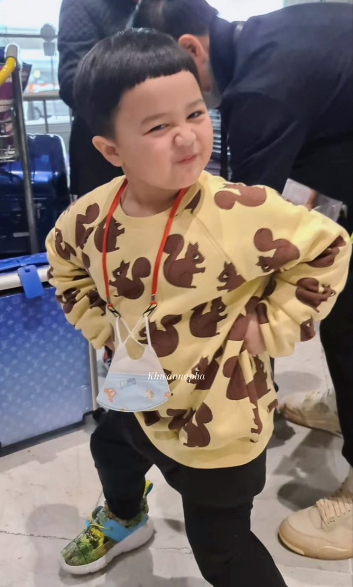 jsmtjyygyjbbjb's tweet photo. คนที่เหมือนฉัน https://t.co/Q4tsilATJW